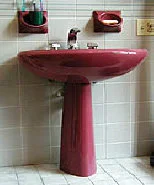 Pedestal sink fixture